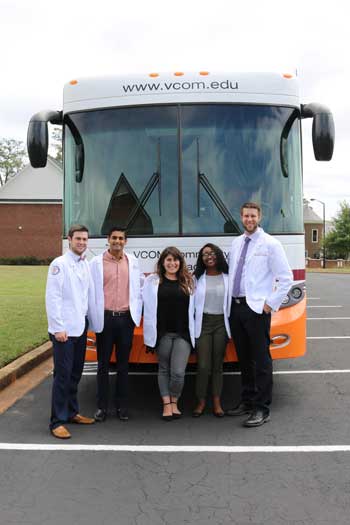 Mobile Medical Unit Helps VCOM Care for the Community