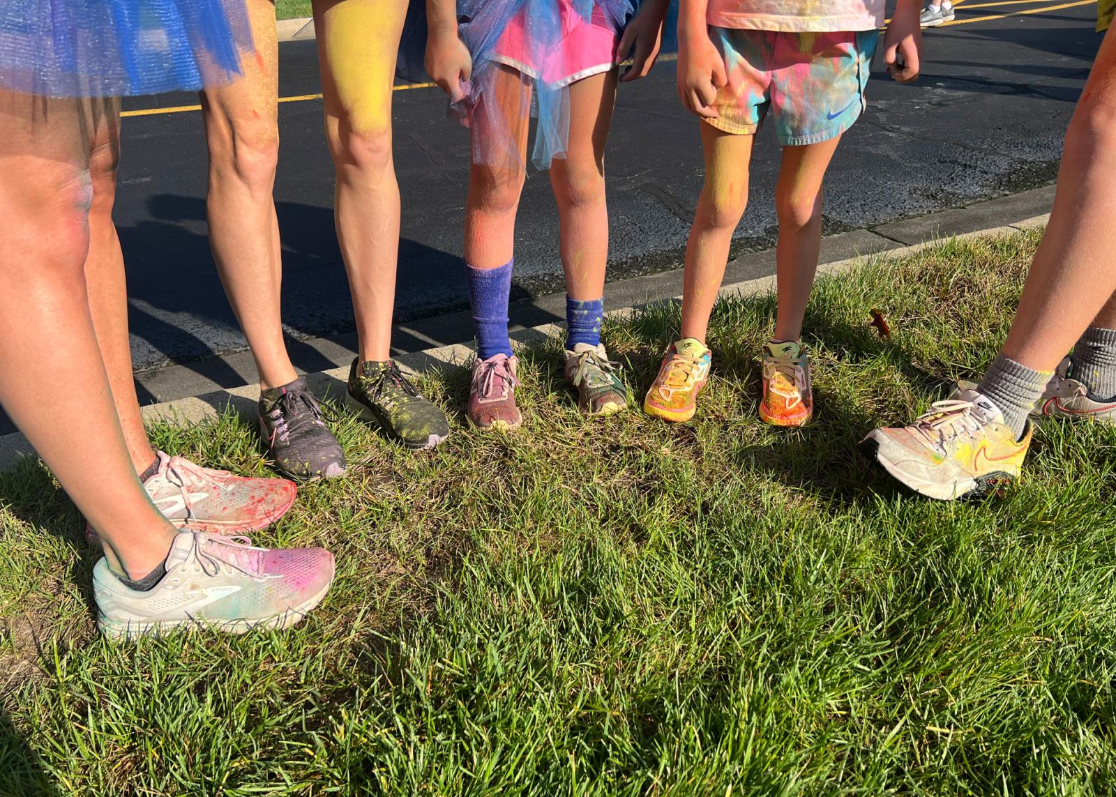 Groupd of runners' feet after the race
