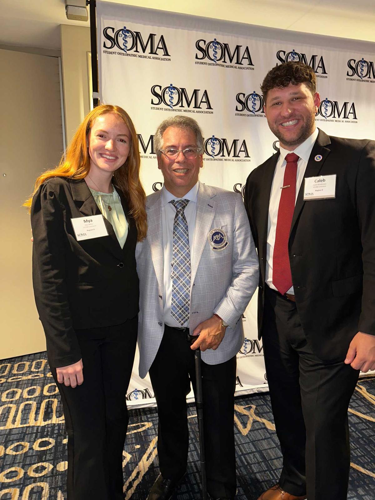 VCOM-Louisiana students smiling
