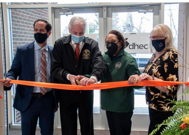 VCOM and DHEC ribbon cutting