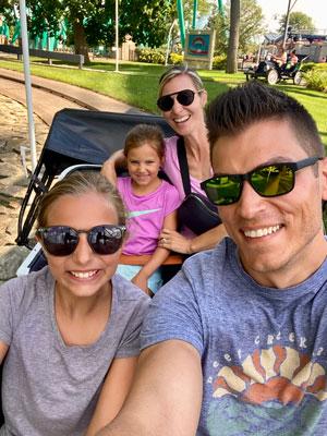 Car Barrick with his family
