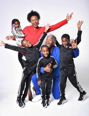 Ariana Martin in a family portrait