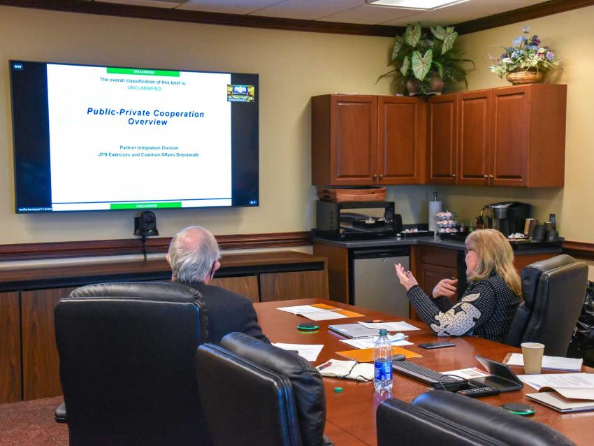 VCOM and SOUTHCOM sign Memorandum of Understanding
