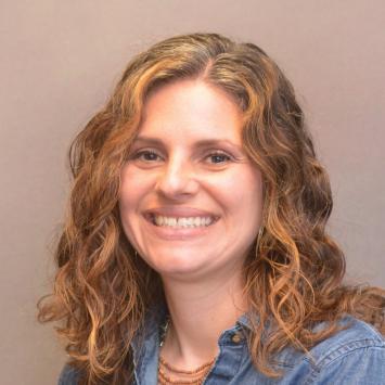 Katie Wolter Portrait Photo